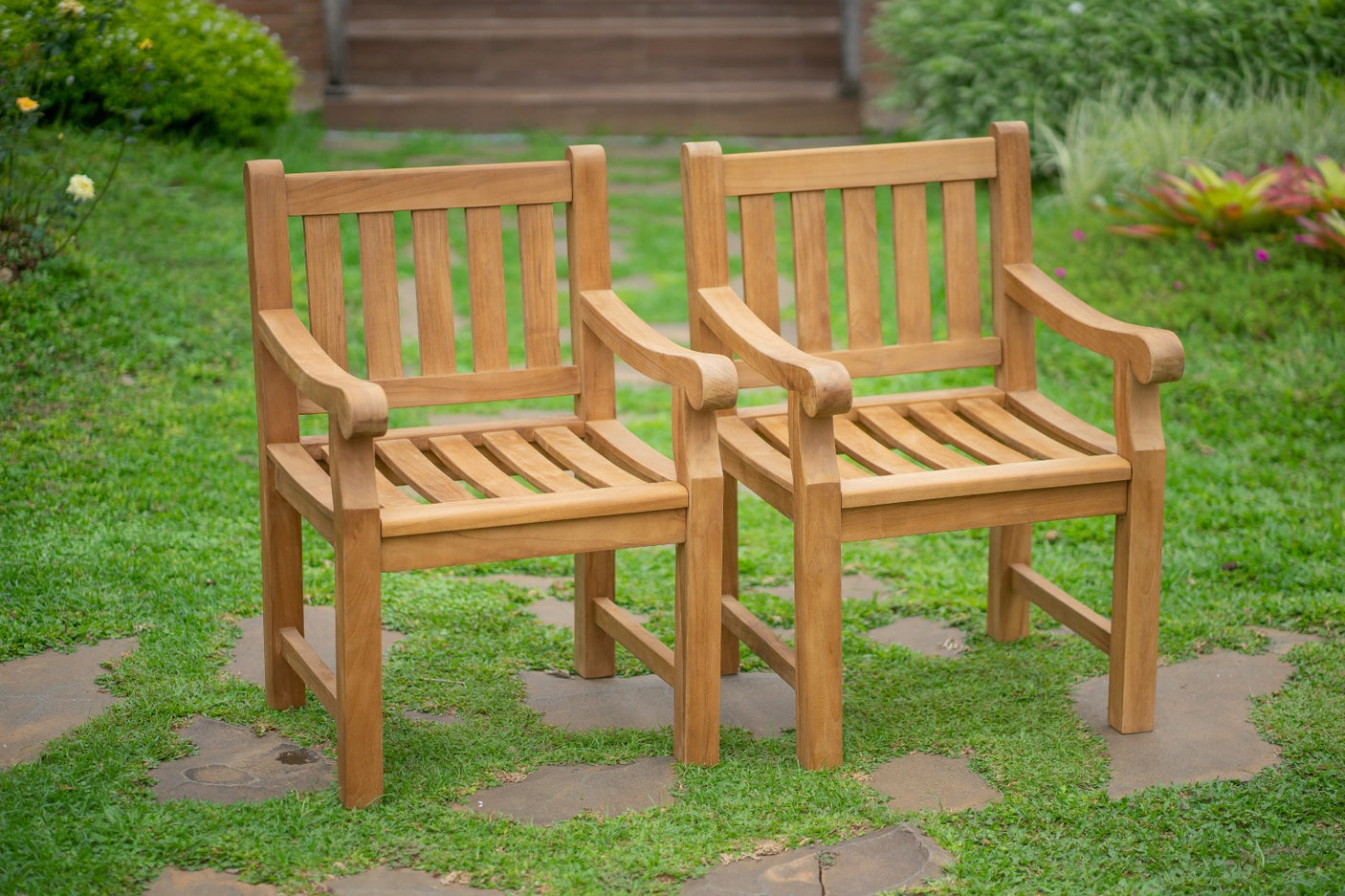 Teak garden chair elephant