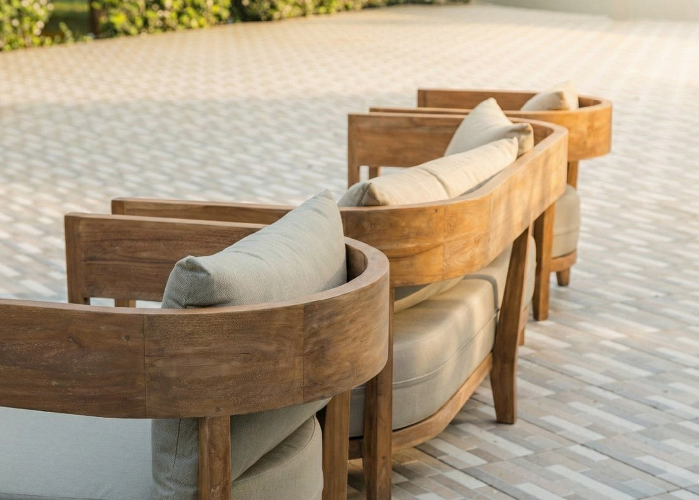 Teak Loungebank Lura 188cm mit Sunproof-Kissen