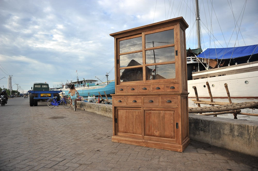 Teak Schrank gebürstet
