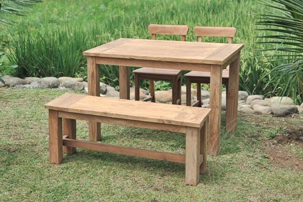 Gartentisch 120x80cm mit 2 Stühle und Bank