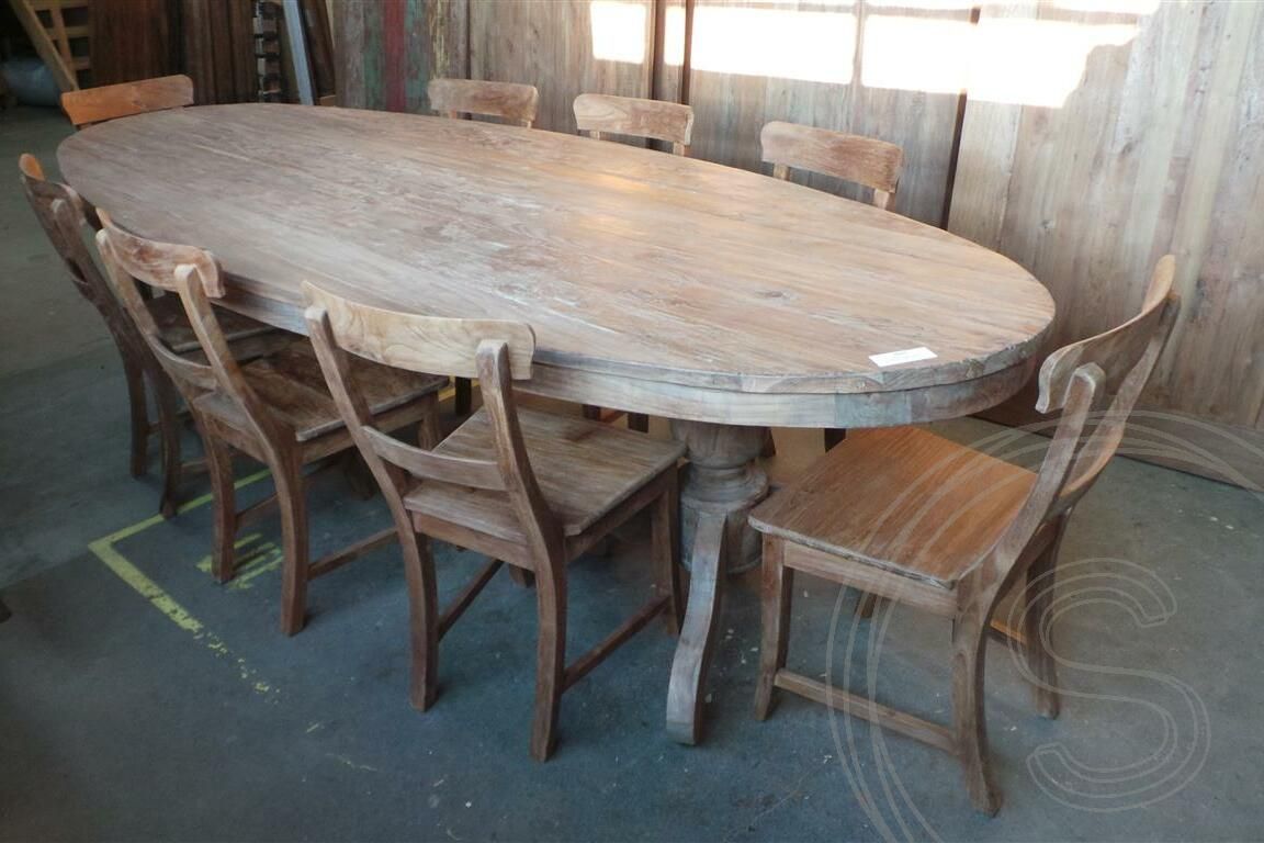 Teak Tisch oval 300x120cm + 8 Stühle
