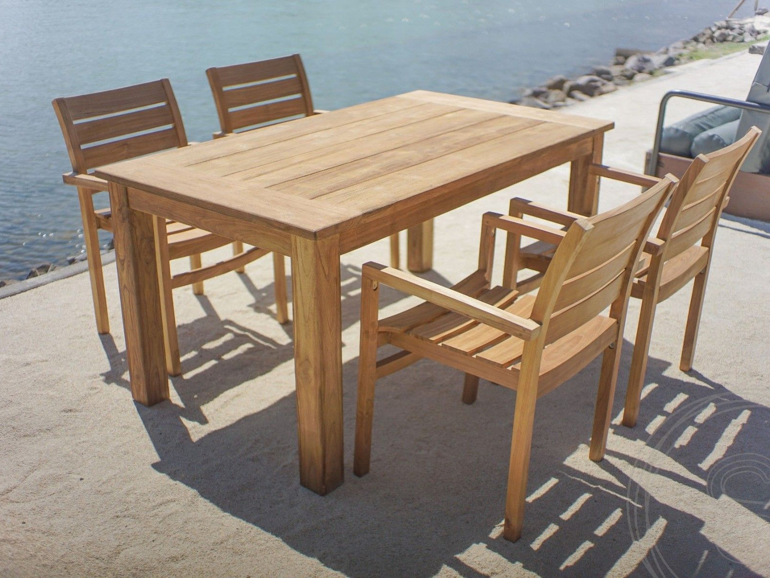 Teak Gartentisch 160 x 90 + 4 Gartenstühle Stacking