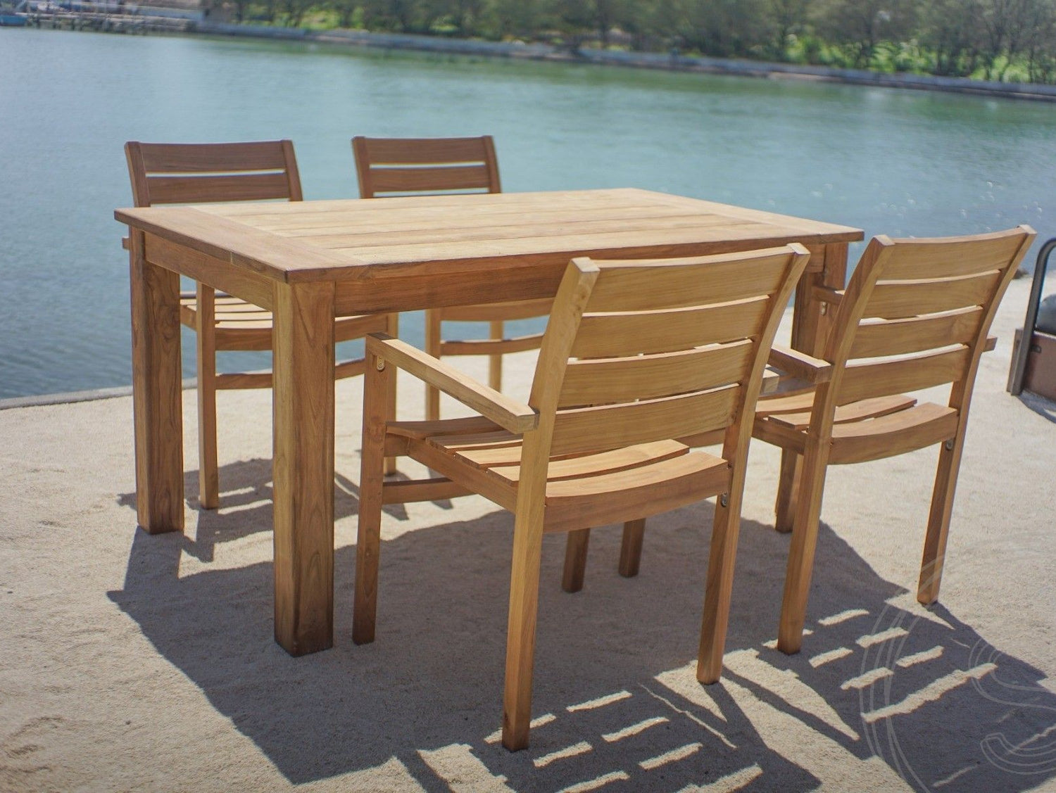 Teak Gartentisch 160 x 90 + 4 Gartenstühle Stacking