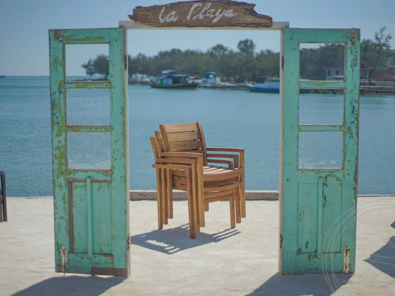 Teakholz Gartentisch 180 x 90 + 6 Gartenstühle Stacking