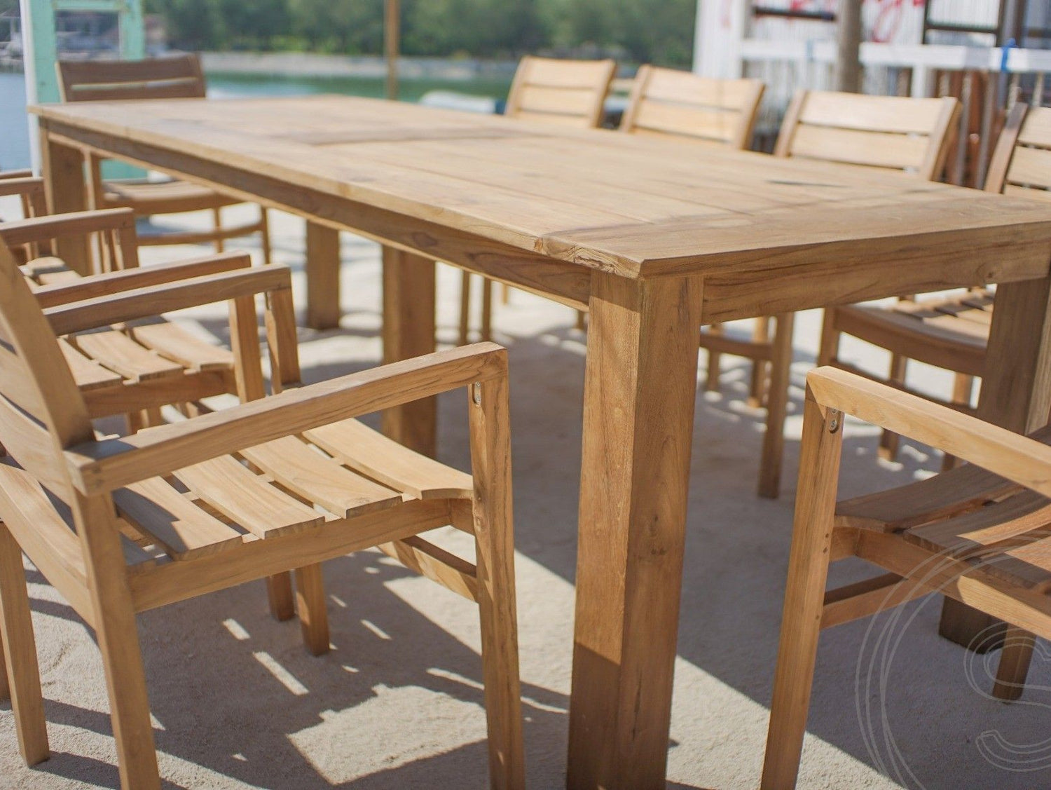 Teakholz Gartentisch 280 x 100 + 10 Gartenstühle Stacking