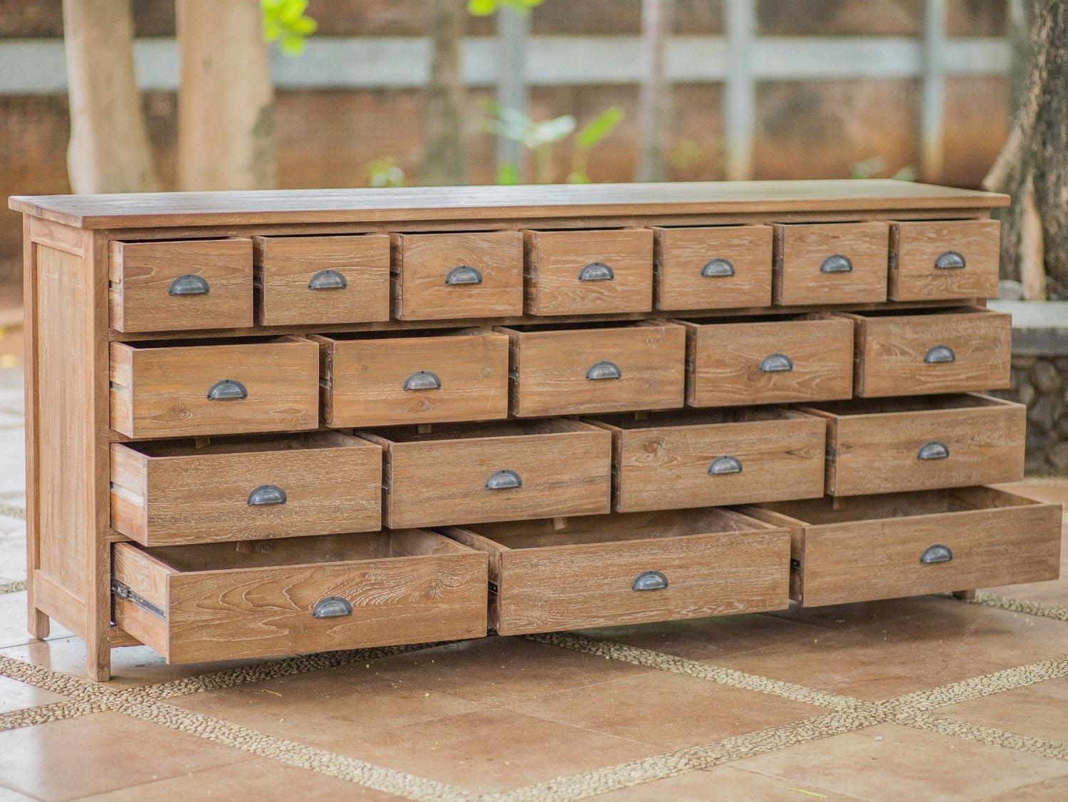 Teak dressoir 19 lades oud hout