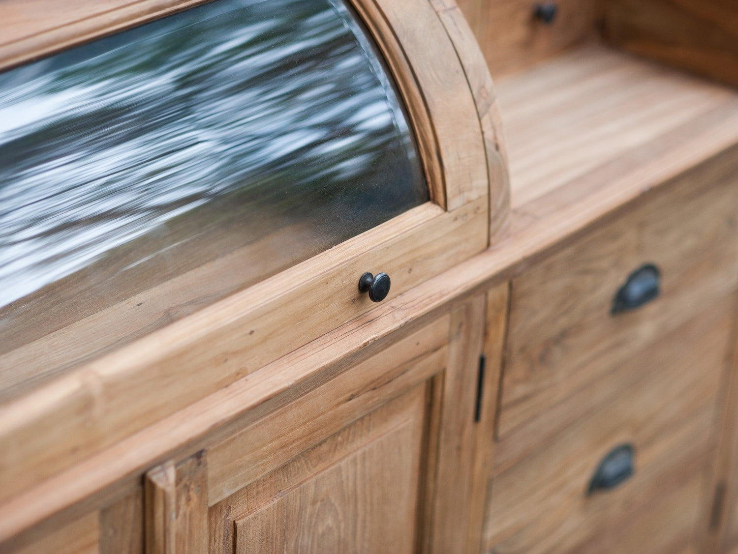 Teakholz Vitrineschrank