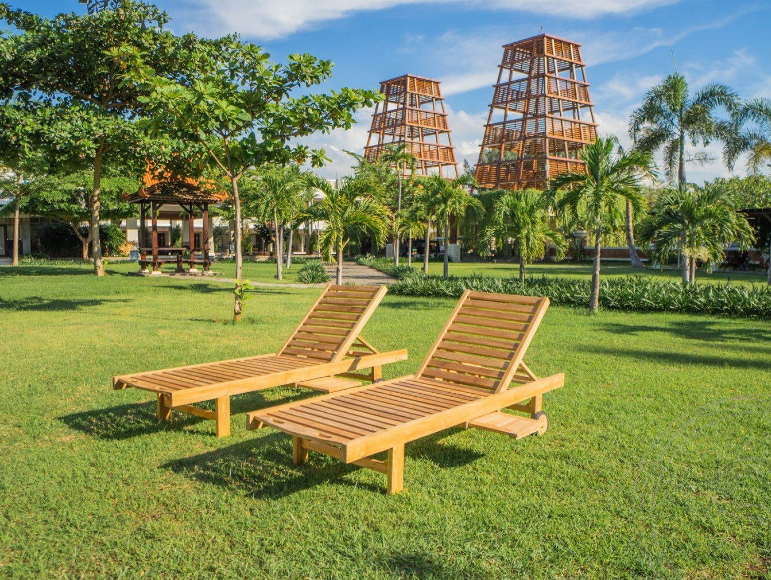 Teakholz Sonnenliege 2 x