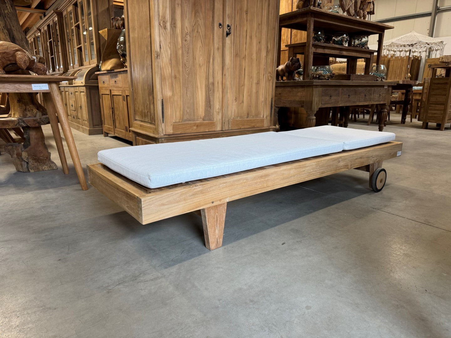 Teak Lounger Algarve mit Rollen