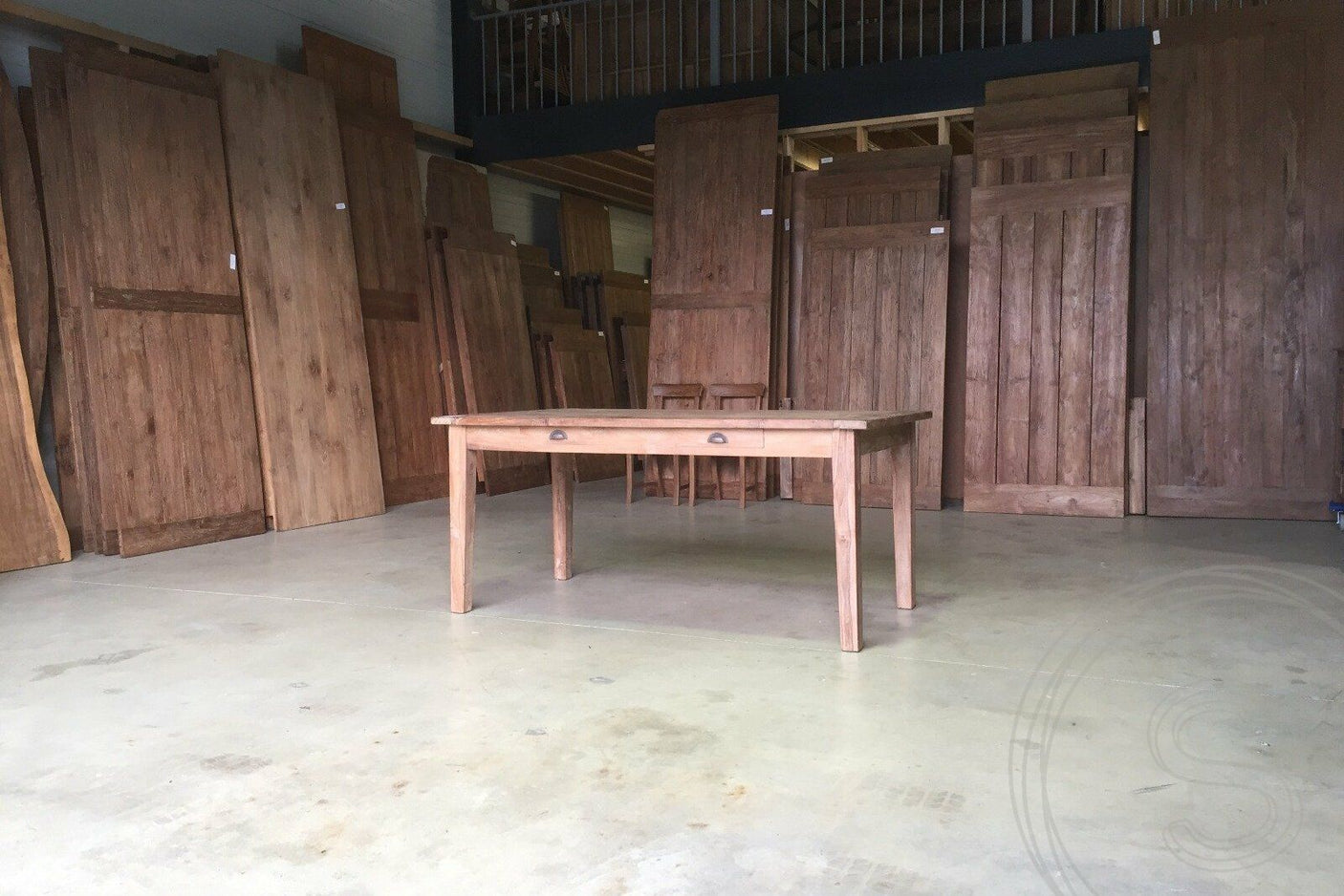 Teak Esstisch mit Schubladen