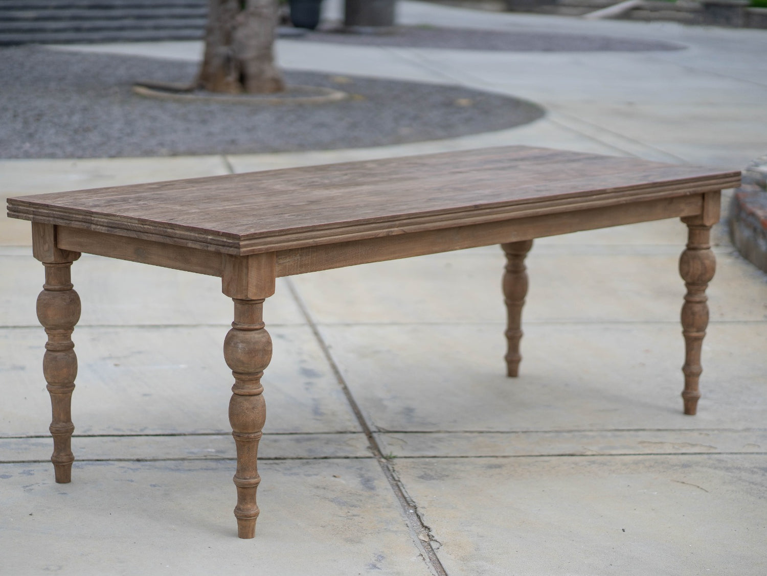 Teak Tisch Antik gedrechselte Beine