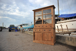 Teak Schrank gebürstet