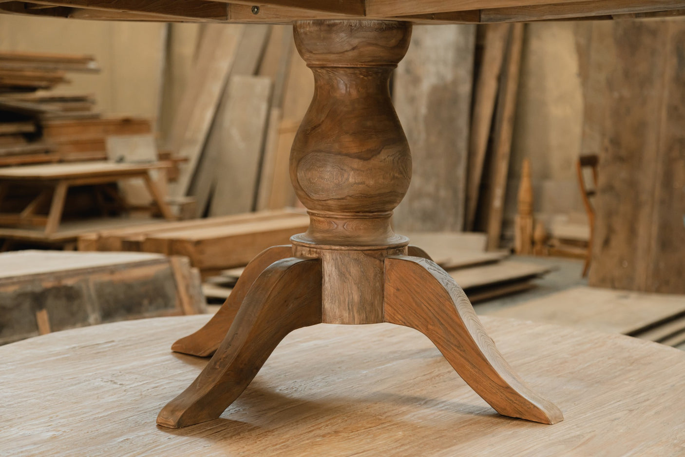 Runder Teak Tisch Anteak