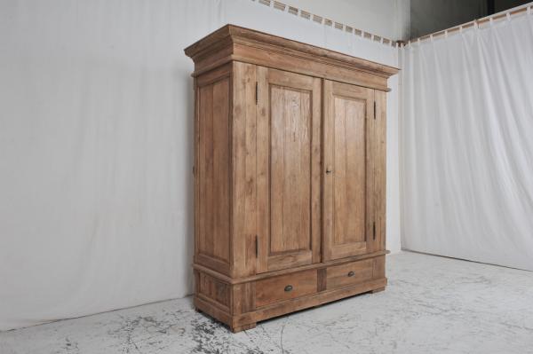 Teak Schrank gebürstet XL Teak Schrank gebürstet XL