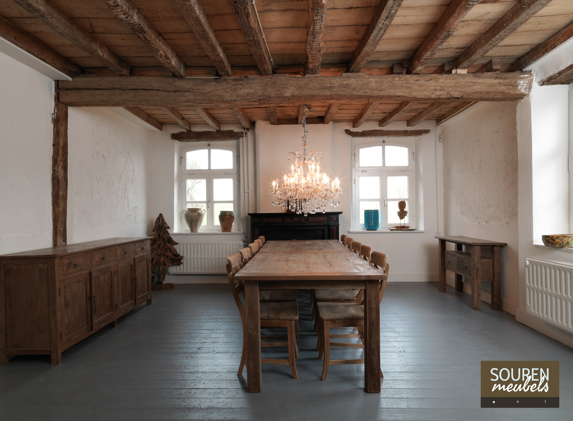 Teak Tische aus altem Holz